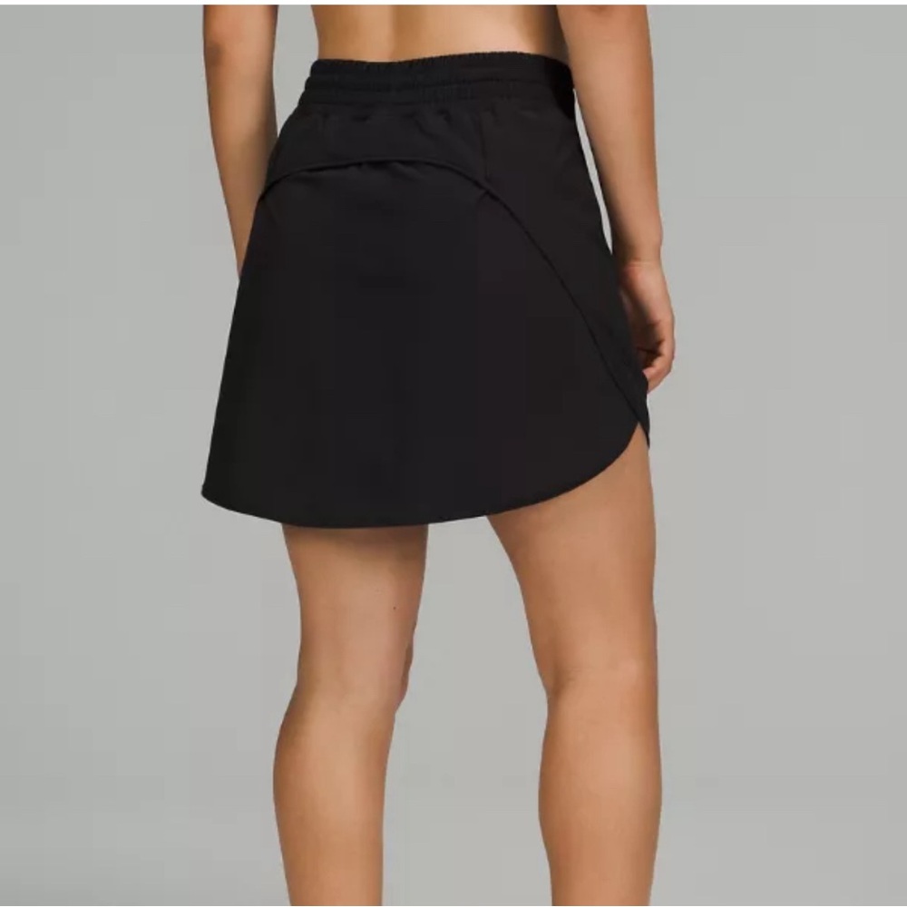 Lululemon Hotty Hot High-Rise Skirt